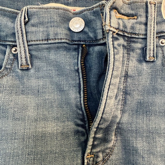 Levi’s 312 Shaping Slim jeans - Picture 6 of 6